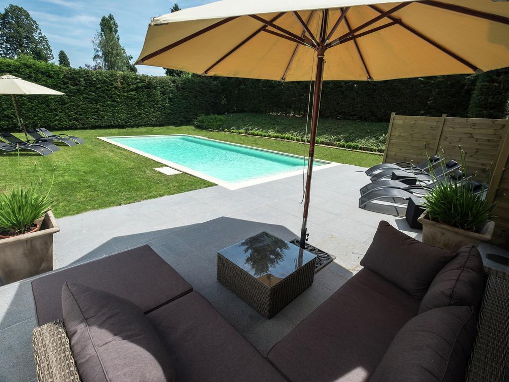 Вилла Modern Mansion In Hasti Re Par Del With Pool Hastiere-par-dela Экстерьер фото
